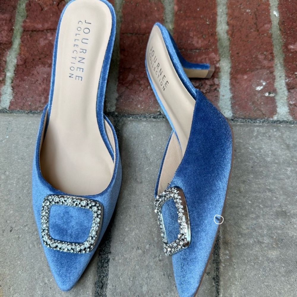 Journee Collection Rishie Pump – Size 10 - Picture 11 of 11